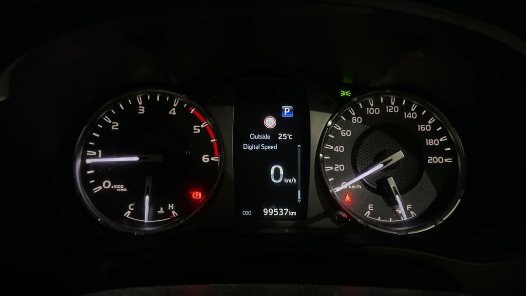 2022 Toyota Hilux Sr (4x4), Automatic, 99537 km, Odometer View