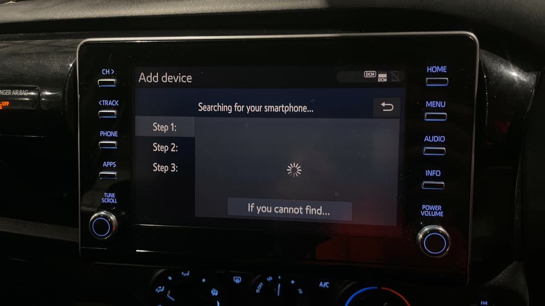 2022 Toyota Hilux Sr (4x4), Automatic, 99537 km, Android/Apple Car Play