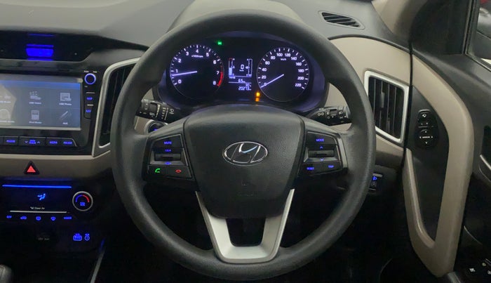 2017 Hyundai Creta SX PLUS 1.6 PETROL, Petrol, Manual, 20,273 km, Steering Wheel Close Up