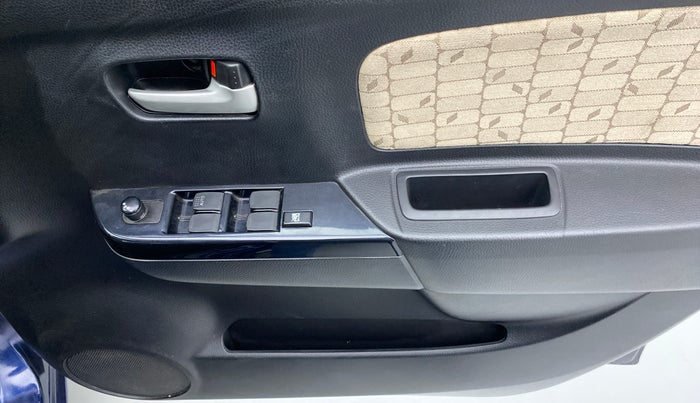 2018 Maruti Wagon R 1.0 VXI, Petrol, Manual, 22,946 km, Driver Side Door Panels Control