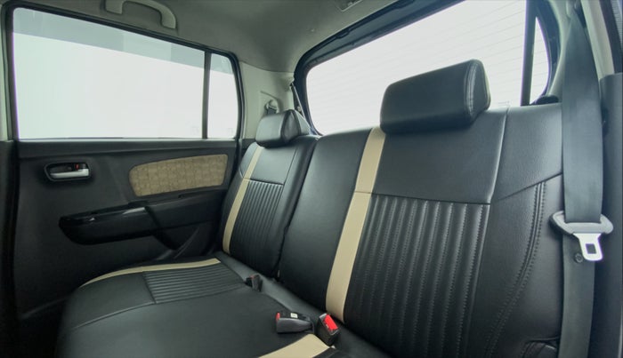 2018 Maruti Wagon R 1.0 VXI, Petrol, Manual, 22,946 km, Right Side Rear Door Cabin