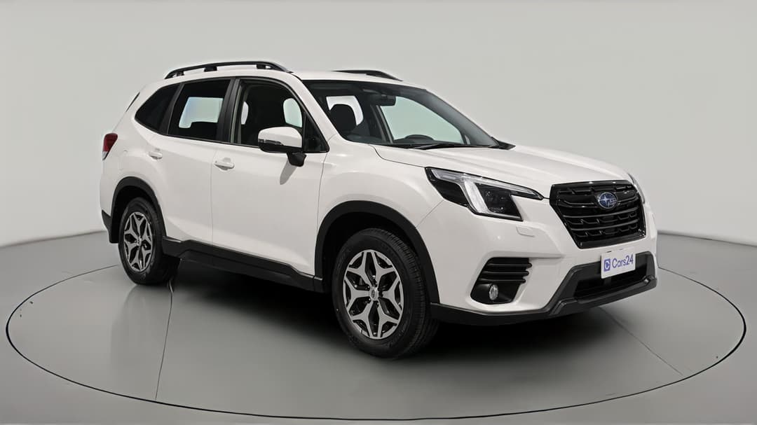 2023 Subaru Forester 2.5i (AWD), Automatic, 31892 km, Right Front Diagonal (45- Degree) View