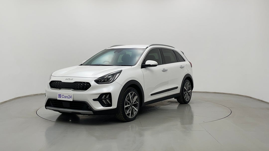 Left Front Diagonal (45- Degree) View