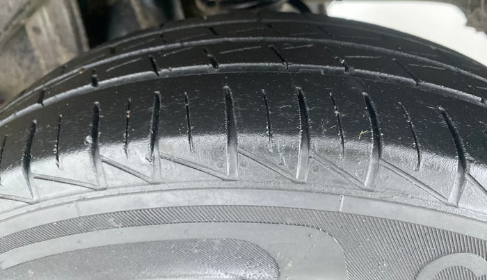 2019 Maruti Alto LXI, Petrol, Manual, 44,301 km, Left Rear Tyre Tread