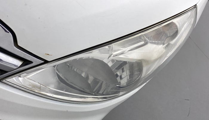 2016 Maruti Ertiga VDI SHVS, Diesel, Manual, 97,166 km, Left headlight - Minor scratches