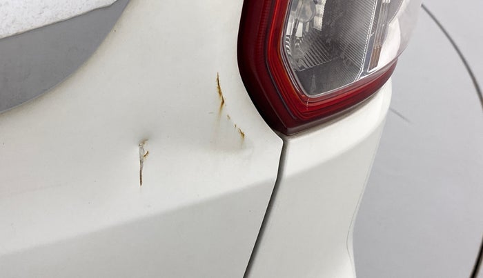 2016 Maruti Ertiga VDI SHVS, Diesel, Manual, 97,166 km, Dicky (Boot door) - Paint has minor damage