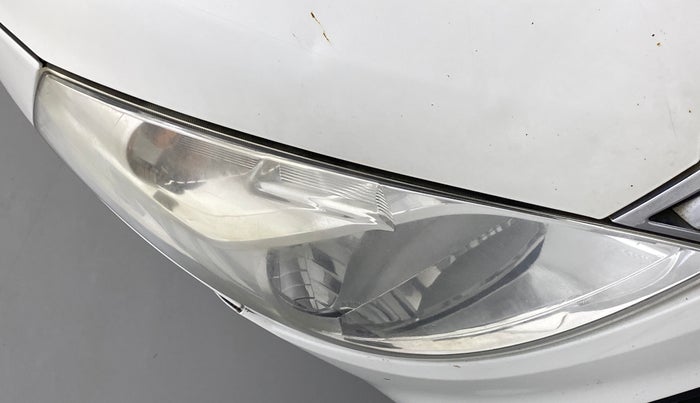 2016 Maruti Ertiga VDI SHVS, Diesel, Manual, 97,166 km, Right headlight - Faded