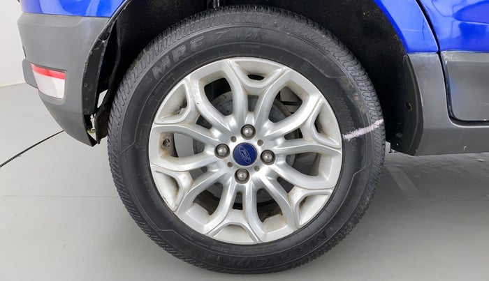 2016 Ford Ecosport 1.5 TITANIUM TI VCT AT, Petrol, Automatic, 42,011 km, Right Rear Wheel