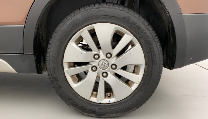 2015 Maruti S Cross ZETA 1.3, Diesel, Manual, 96,838 km, Left Rear Wheel
