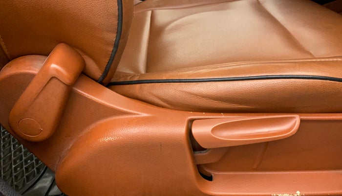 2017 Volkswagen Ameo HIGHLINE1.2L PLUS 16 ALLOY, Petrol, Manual, 92,170 km, Driver Side Adjustment Panel