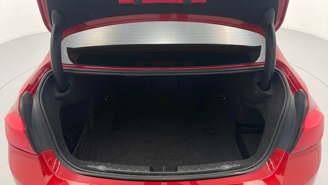 2017 BMW 3 30i Sport Line, Manual, 110750 km, Boot Inside View