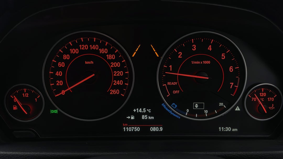 2017 BMW 3 30i Sport Line, Manual, 110750 km, Odometer View