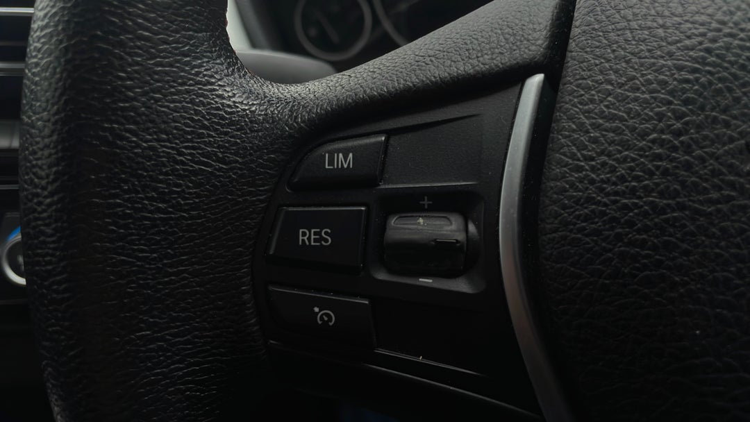 2017 BMW 3 30i Sport Line, Manual, 110750 km, Cruise Control