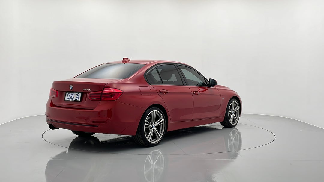 2017 BMW 3 30i Sport Line, Manual, 110750 km, Right Back Diagonal (45- Degree) View