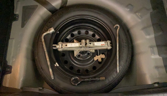 2017 Hyundai Elite i20 ASTA 1.2 (O), Petrol, Manual, 36,831 km, Spare Tyre