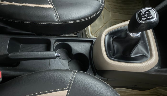 2015 Hyundai Grand i10 SPORTZ 1.2 KAPPA VTVT, Petrol, Manual, 60,794 km, Gear Lever