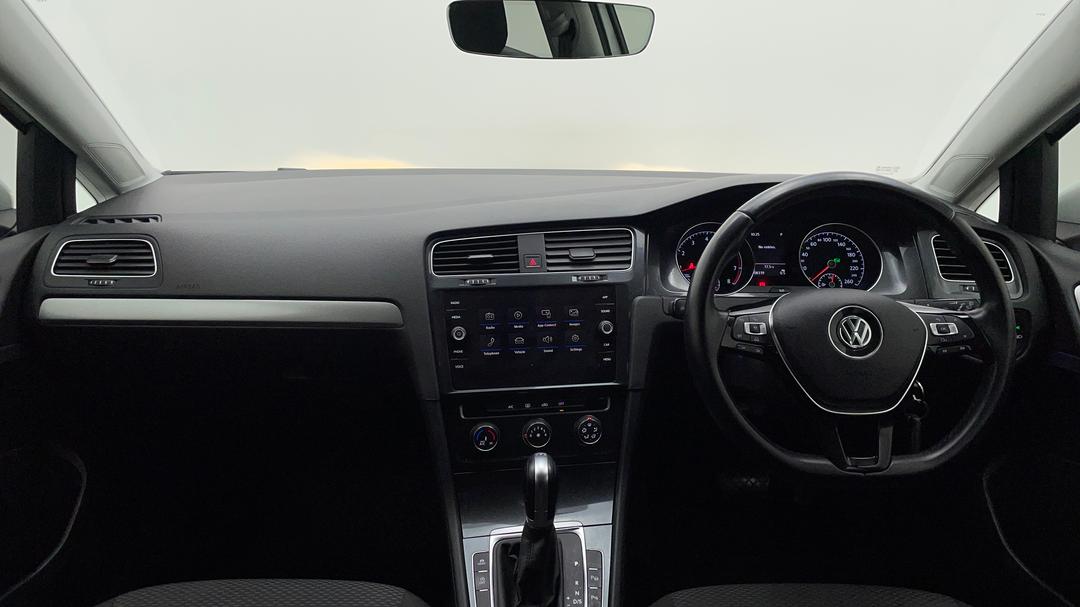 2018 Volkswagen Golf 110 Tsi Trendline, Automatic, 108319 km, Dashboard View