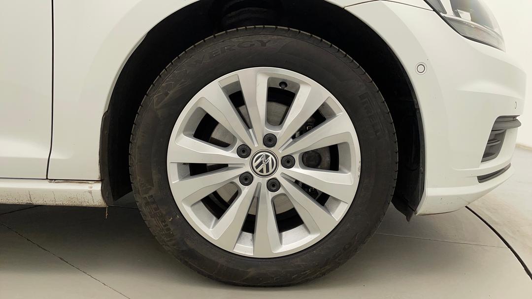 2018 Volkswagen Golf 110 Tsi Trendline, Automatic, 108319 km, Right Front Wheel
