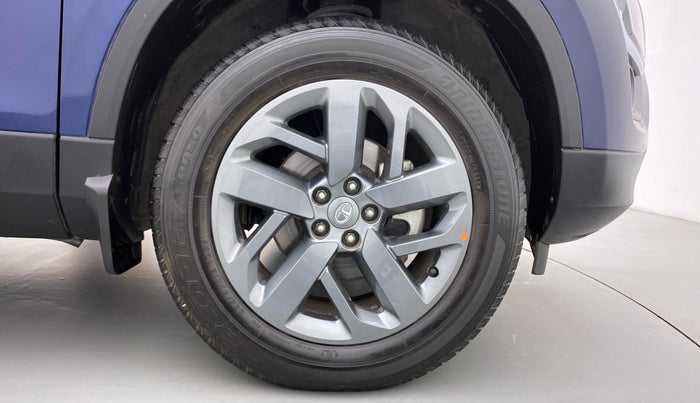 2021 Tata Safari XT+2.0 KRYOTEC, Diesel, Manual, 15,959 km, Right Front Wheel