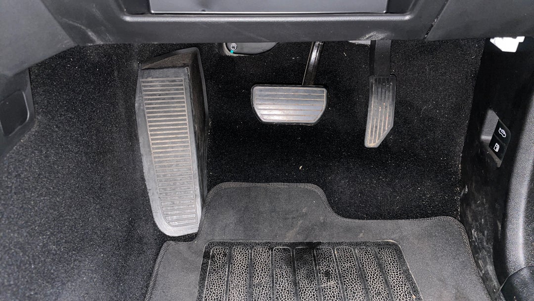 Pedals and Footmat