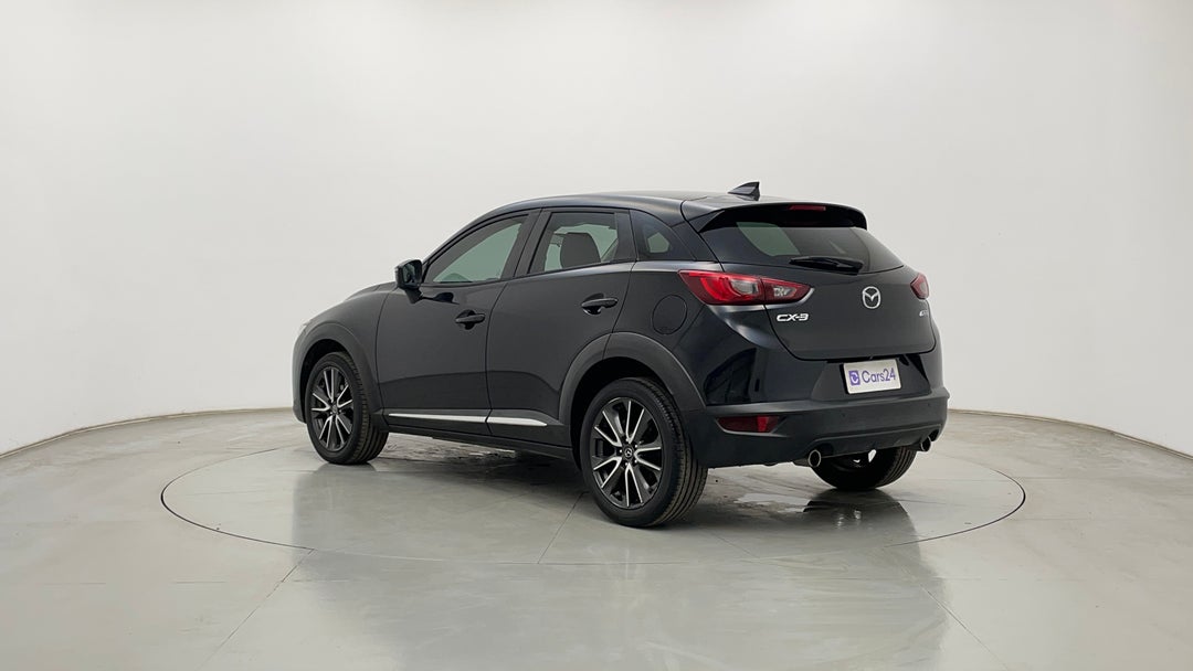 Left Back Diagonal (45- Degree) View