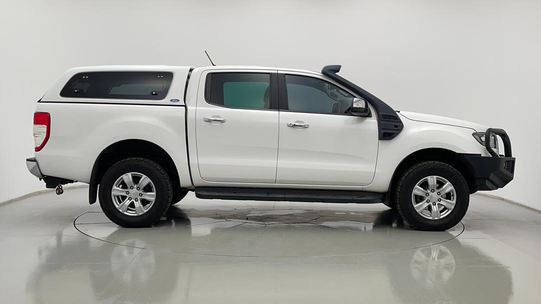 2019 Ford Ranger Xlt 3.2 (4x4), Automatic, 150000 km, Right Side View