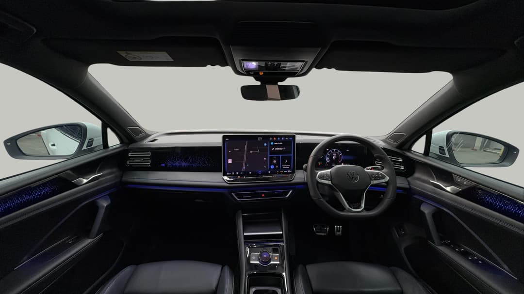 2025 Volkswagen Tiguan 195tsi R-line, Automatic, 19402 km, Dashboard View