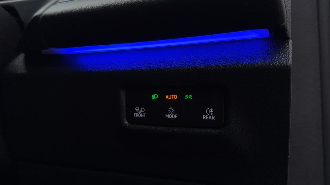 2025 Volkswagen Tiguan 195tsi R-line, Automatic, 19402 km, Utility Switches/Buttons