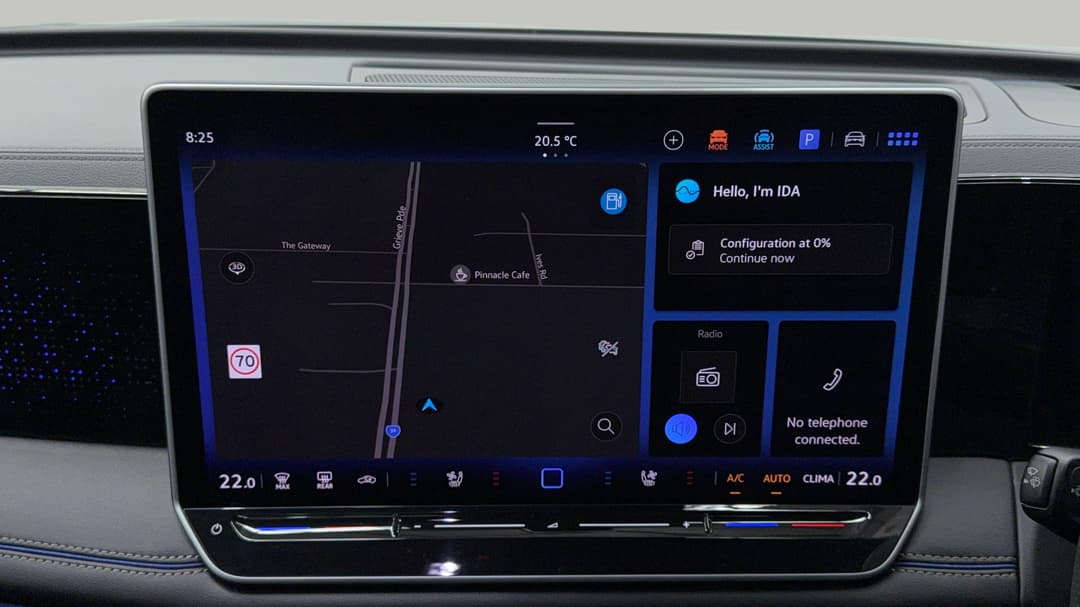 2025 Volkswagen Tiguan 195tsi R-line, Automatic, 19402 km, Infotainment System