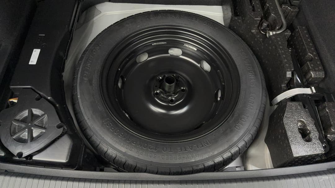 2025 Volkswagen Tiguan 195tsi R-line, Automatic, 19402 km, Spare Wheel