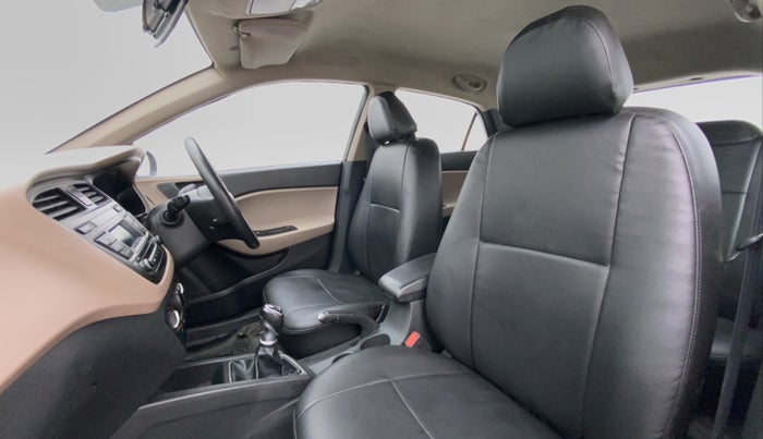 2015 Hyundai Elite i20 MAGNA 1.4 CRDI, Diesel, Manual, 42,471 km, Right Side Front Door Cabin