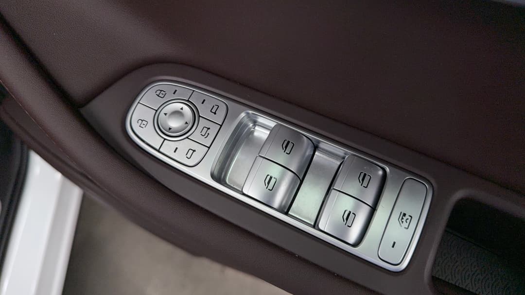 2025 Chery Tiggo 8 Pro Max Ultimate AWD, Automatic, 3642 km, Drivers Side Door Panel Controls