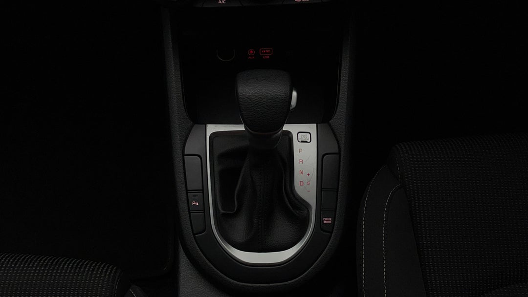 2020 Kia Cerato S, Automatic, 52275 km, Gear Lever 