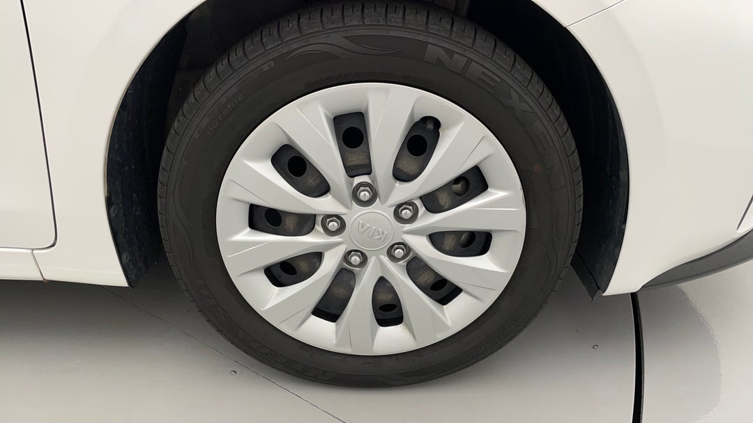 2020 Kia Cerato S, Automatic, 52275 km, Right Front Wheel