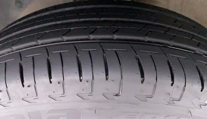 2019 Maruti IGNIS ZETA 1.2 K12 AMT, Petrol, Automatic, 8,633 km, Left Front Tyre Tread