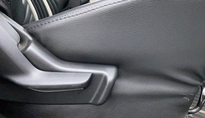 2019 Maruti IGNIS ZETA 1.2 K12 AMT, Petrol, Automatic, 8,633 km, Driver Side Adjustment Panel