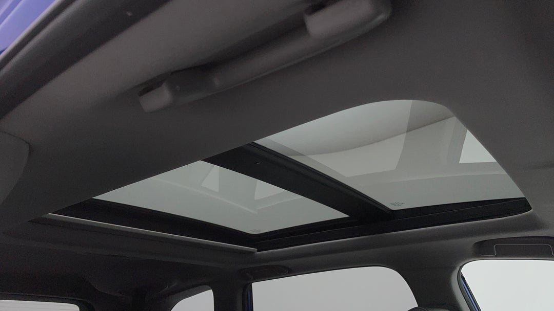 Interior Sunroof/Moonroof