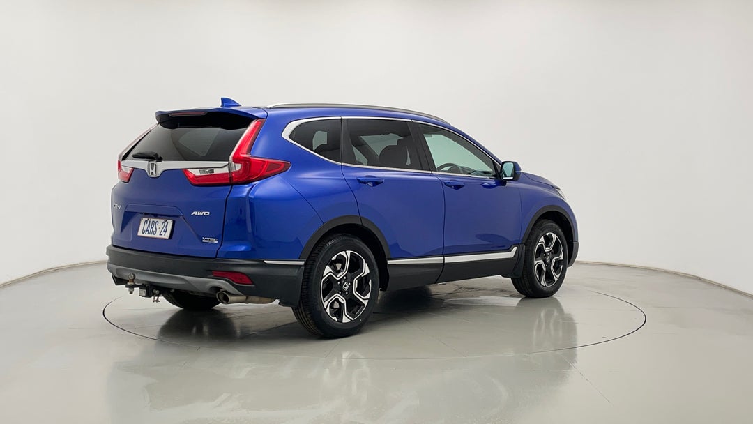 Right Back Diagonal (45- Degree) View