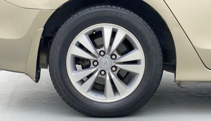 2011 Honda Accord 2.4 MT, Petrol, Manual, 66,093 km, Right Rear Wheel