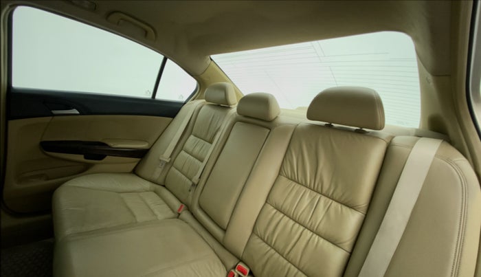 2011 Honda Accord 2.4 MT, Petrol, Manual, 66,093 km, Right Side Rear Door Cabin
