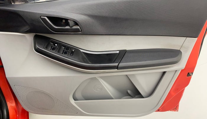 2021 Tata Tiago XZ 1.2 REVOTRON, Petrol, Manual, 43,103 km, Driver Side Door Panels Control