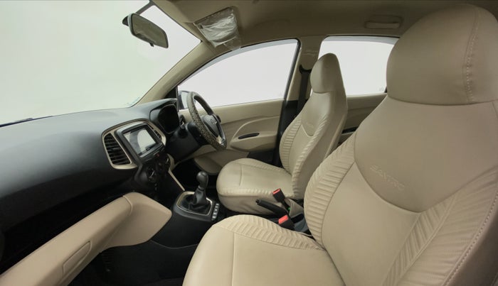 2021 Hyundai NEW SANTRO SPORTZ EXECUTIVE CNG, CNG, Manual, 18,821 km, Right Side Front Door Cabin