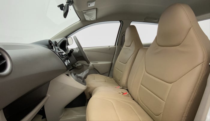 2015 Datsun Go T, Petrol, Manual, 14,922 km, Right Side Front Door Cabin