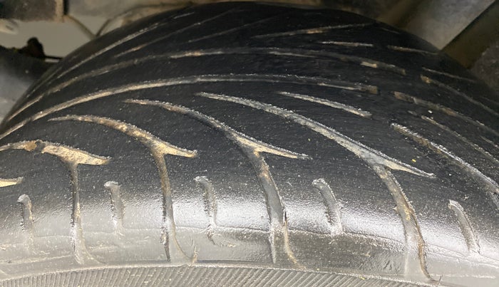 2019 Maruti Baleno DELTA PETROL 1.2, Petrol, Manual, 69,962 km, Left Rear Tyre Tread