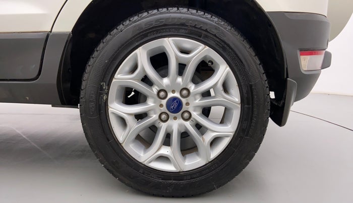 2015 Ford Ecosport 1.5 TITANIUM TI VCT AT, Petrol, Automatic, 68,574 km, Left Rear Wheel