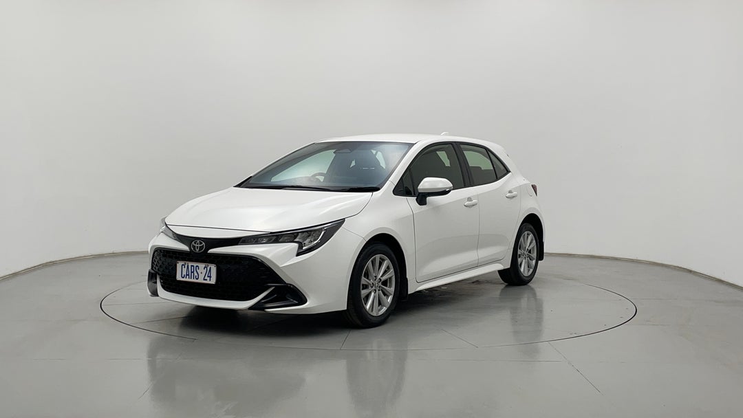 Left Front Diagonal (45- Degree) View