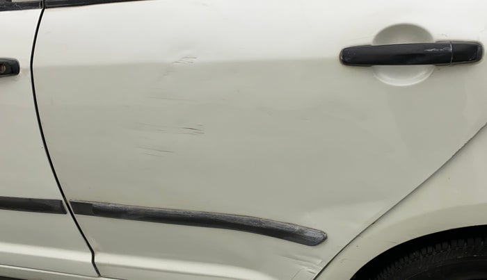 2011 Maruti Swift LXI, Petrol, Manual, 78,858 km, Rear left door - Slightly dented