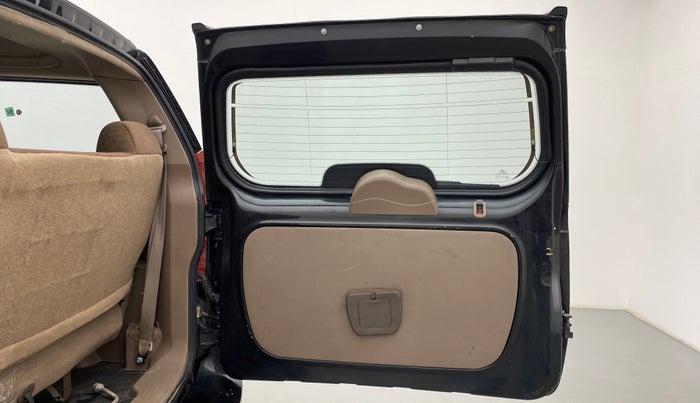 2012 Mahindra Xylo E8 ABS AIRBAG BS IV, Diesel, Manual, 78,422 km, Boot Door Open