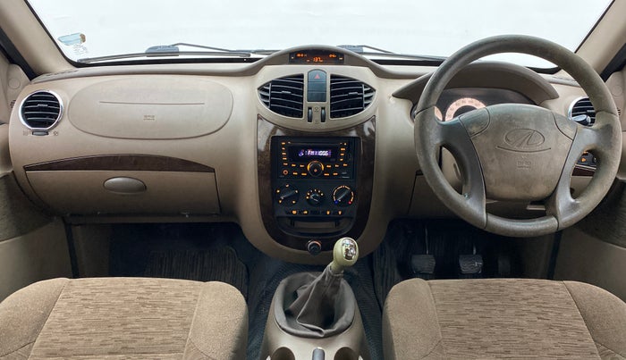 2012 Mahindra Xylo E8 ABS AIRBAG BS IV, Diesel, Manual, 78,422 km, Dashboard