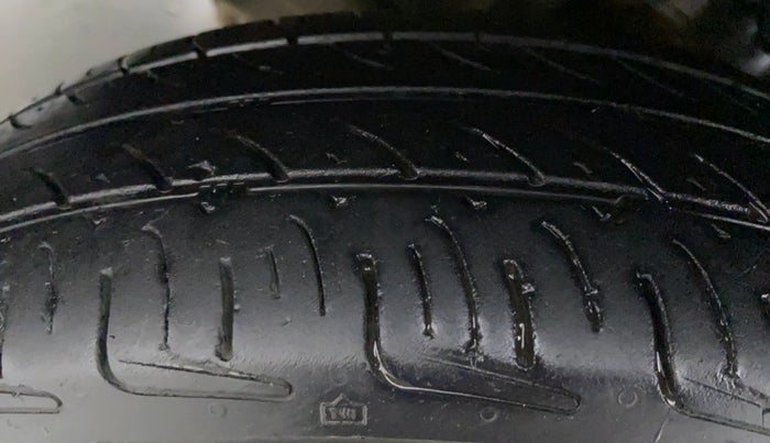 2017 Maruti Wagon R 1.0 LXI CNG, CNG, Manual, 59,624 km, Left Rear Tyre Tread